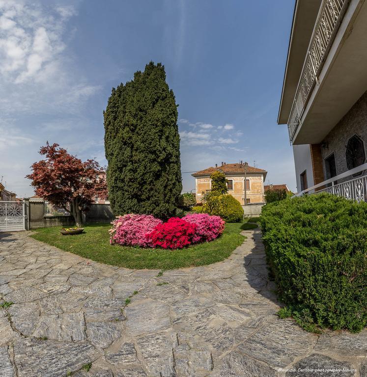 Villa Calcaterra Cameri Exterior photo